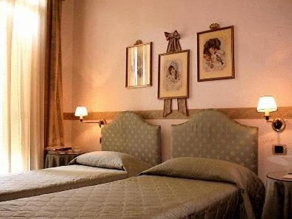 Hotel Argentina Florence Room photo